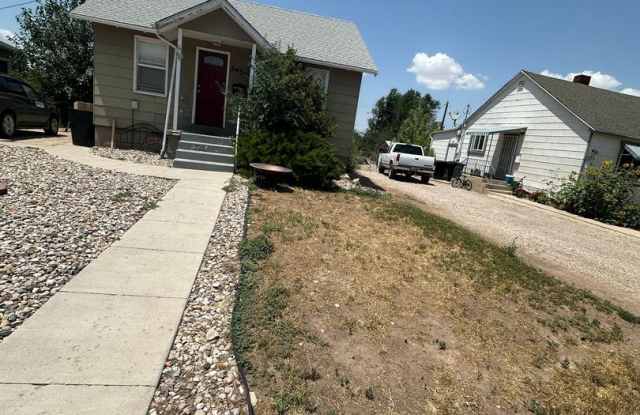 Charming Upstairs Apartment photos photos