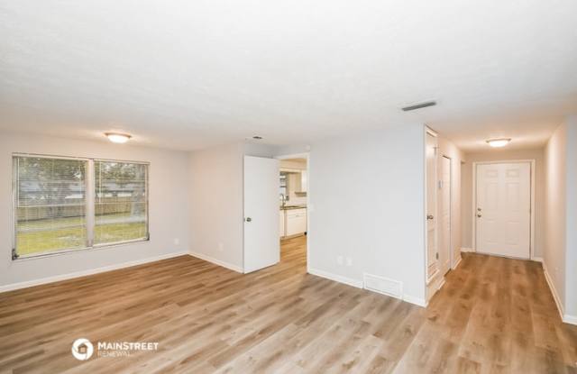 517 Sigsbee Road Gallery 4