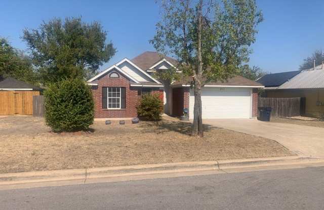 1813 Greening Way Gallery 2