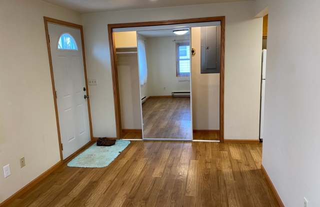 2 Bed 1 Bath Single Family Home in Wausau Gallery 4