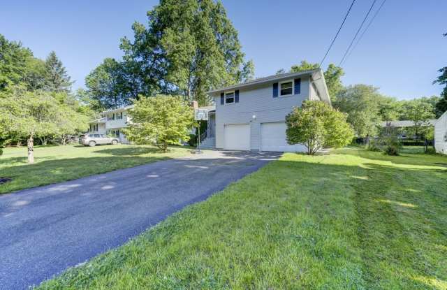 38 Portage Road Gallery 2