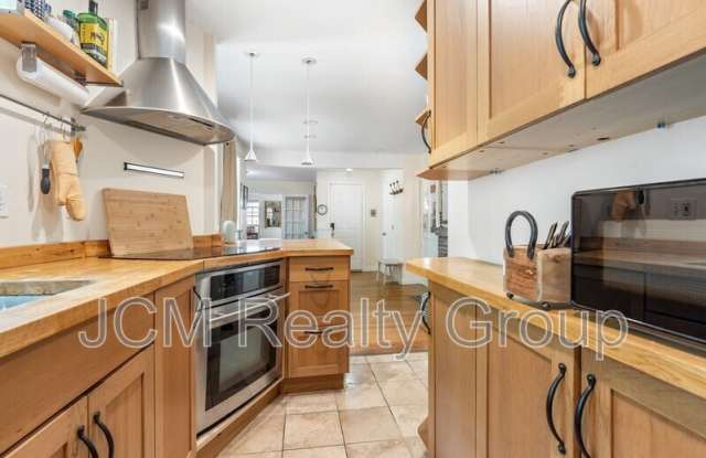 61 W CEDAR STREET photos photos