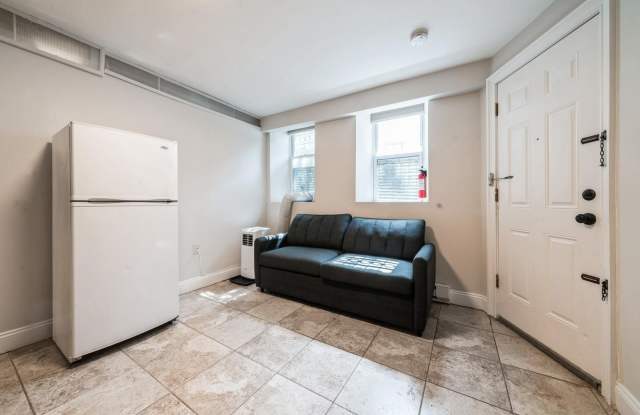 6307 BROADWAY photos photos
