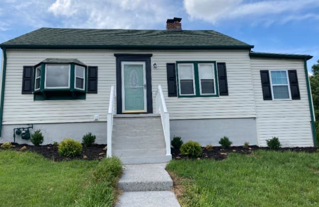 2019 Lynn Ave SW - 2019 Lynn Avenue Southwest, Roanoke, VA 24014