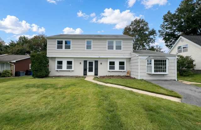 2712 FILBERT Lane Gallery 2