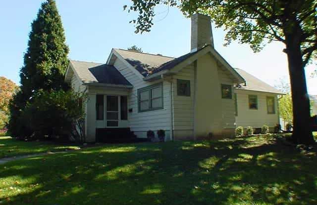 451 West 44th Street - 451 W 44th St, Indianapolis, IN 46208