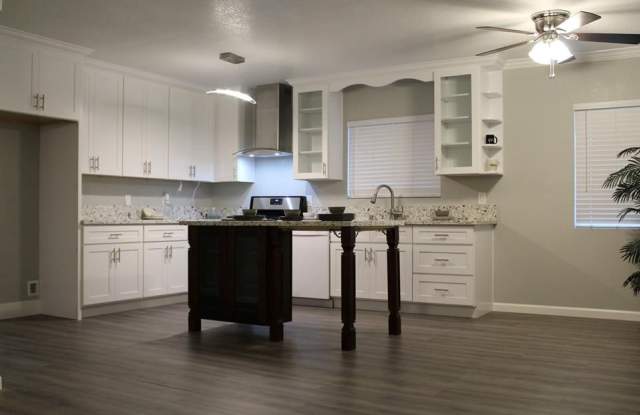 12232 Meadow Dr. Gallery 4