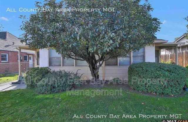 3405 Willow Pass Rd photos photos