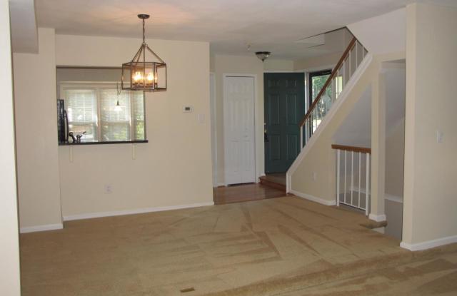 8441 CANYON OAK DRIVE Gallery 4