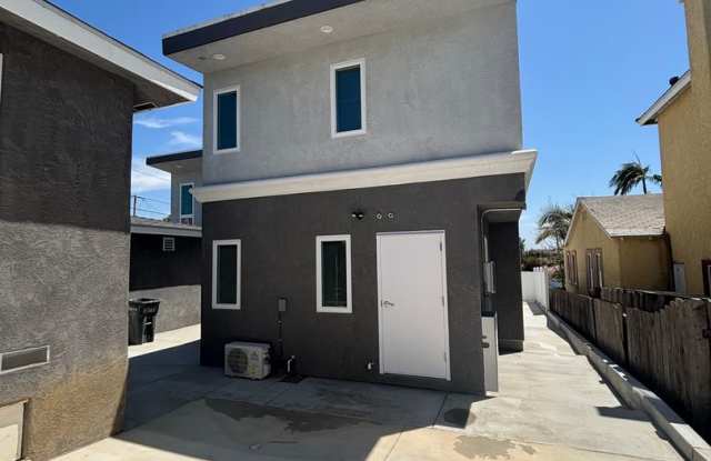 3 bed 3 bath Home for Rent in San Diego WATER TRASH ARE INCLUDED!!! - 2240 Sea Breeze Drive, San Diego, CA 92139 3 bed 3 bath Home for Rent in San Diego WATER TRASH ARE INCLUDED!!! - 2240 Sea Breeze Drive, San Diego, CA 92139