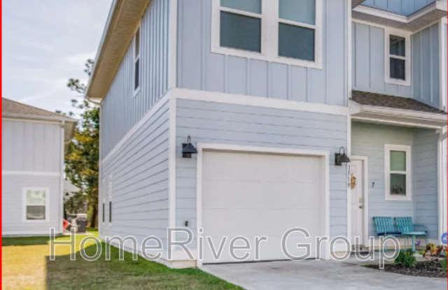 1019 Mclaren Cir photos photos