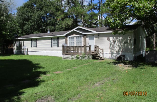 14753 FL-230 A - 14753 East Colonial Drive, Alafaya, FL 32828