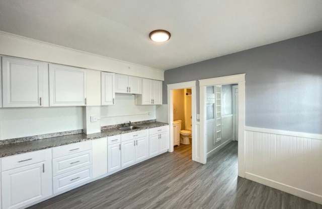 559 Silver St. photos photos