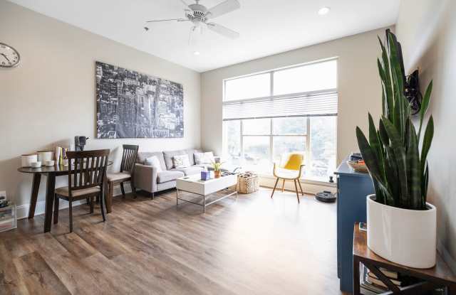 2082 Atherton Heights Lane photos photos