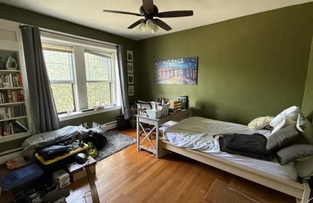 1734 Commonwealth Ave. photos photos