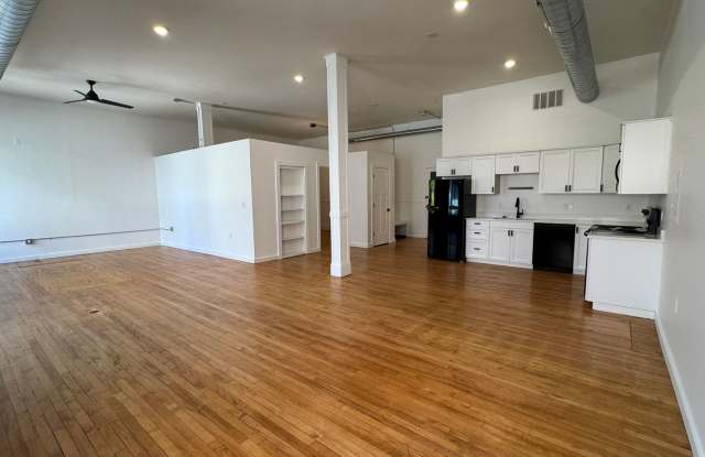 The Burlngham Flats photos photos