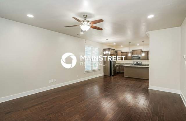 1035 Saddlestone Drive Gallery 2
