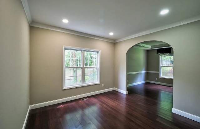 Room in 5 Bedroom Home at New Parkside - 425 New Parkside Drive, Chapel Hill, NC 27516