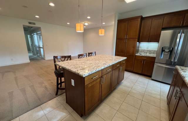 2 BED/2BATH TOWNHOME For Rent Near Medical Business Hub in San Ramon, Ca. Gallery 1