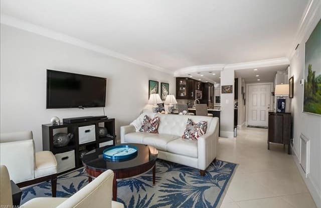 335 8th AVE S - 335 8th Avenue South, Naples, FL 34102