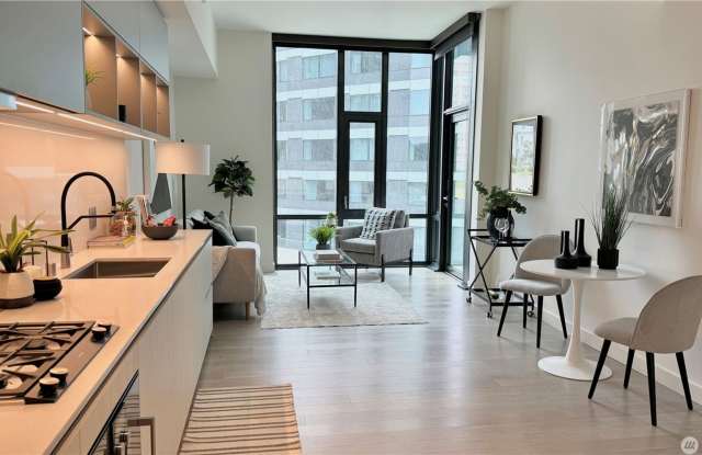 1Bd/1Ba Bellevue Condo Gallery 3