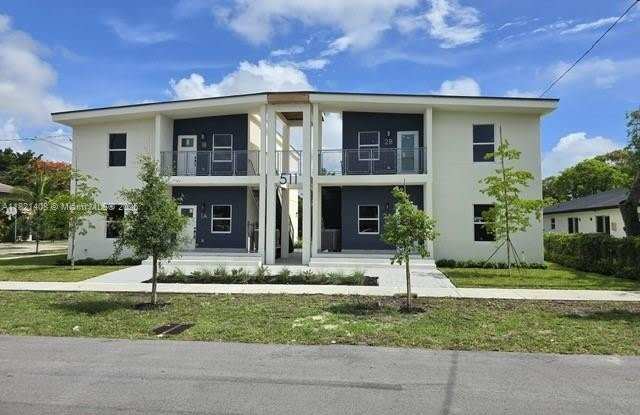511 Sw 1 AVENUE photos photos