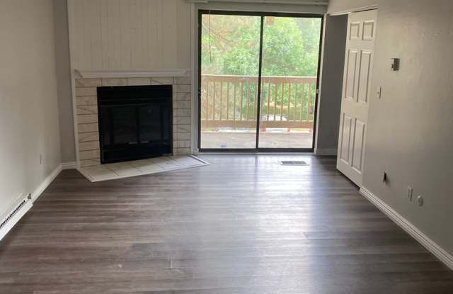 Newly Renovated Condo in Sable Landing **Move-In Special** photos photos