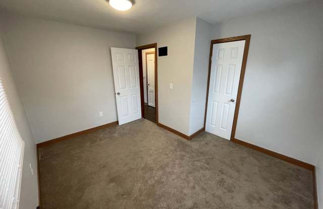 1004 Ansel Drive Gallery 4
