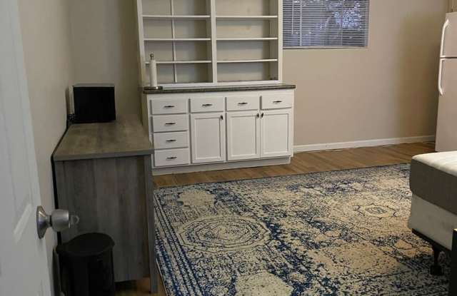 Private Studio 1 Block from CSUSM Campus - 237 Wilkinson Drive, San Marcos, CA 92078