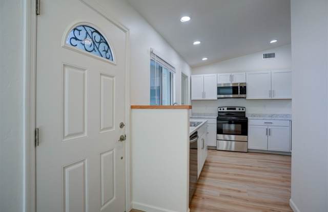 PRICE REDUCED - Rent this Fully Remodeled - 3 Bed, 2 Bath, 2 Car Garage Home in Prescott Gallery 4