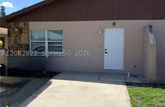 7665 CHASE RD Gallery 1