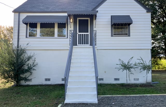 611 Poplar St - 611 Poplar Street, Rocky Mount, NC 27804