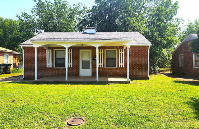 2 Bed 1 Bath 1 Car  Detached Garage in Chesser Addn Midwest City photos photos