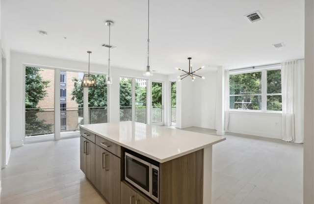 775 Juniper Street NE photos photos