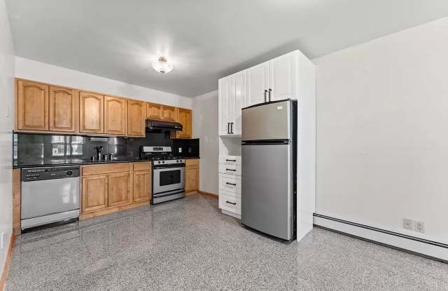 245 Harman St Apt 1R photos photos
