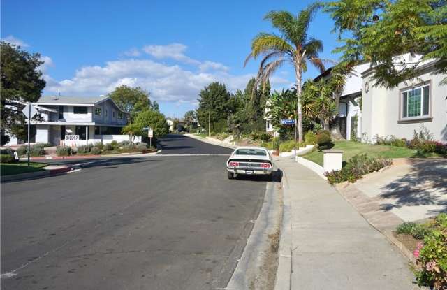 3016 Dona Susana Drive Gallery 2
