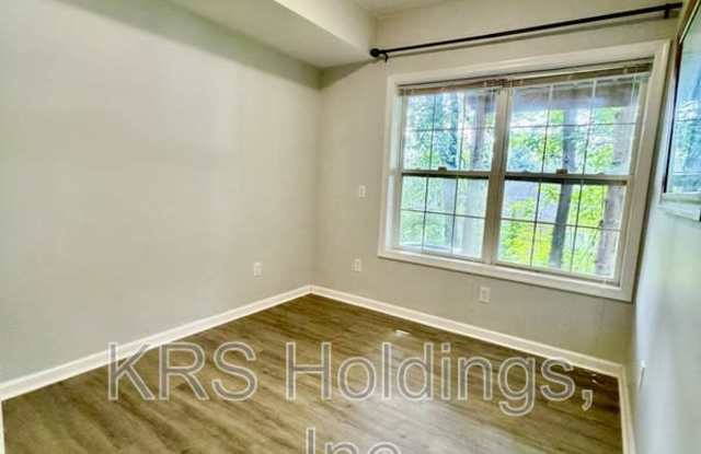 1023 CARRINGTON PLACE Gallery 2