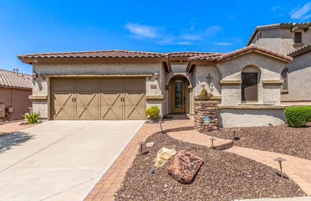 4 BED 2 BATH IN PEORIA!! BEAUTIFUL BACKYARD! photos photos