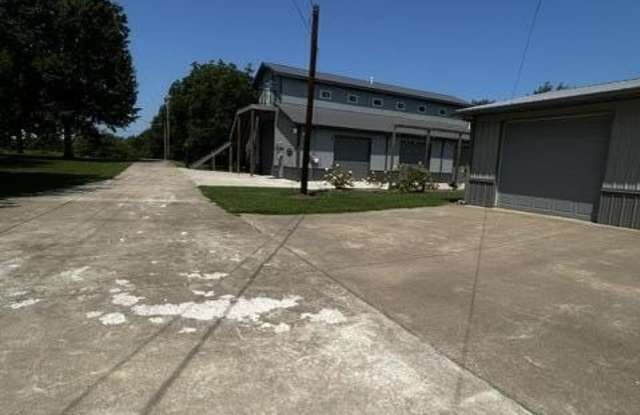1416 Fisher Road Gallery 2