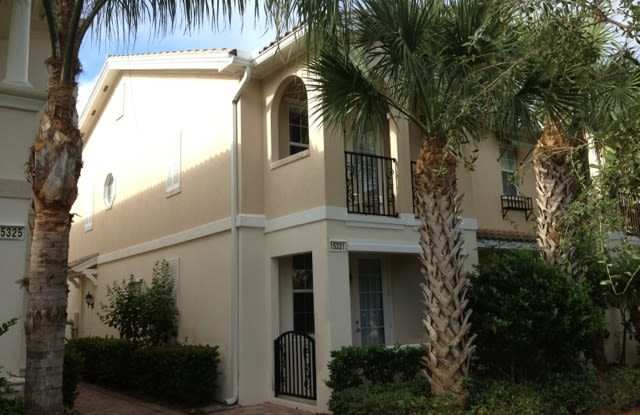 ** VILLAGE WALK OF BONITA SPRINGS ** Pet Friendly - 3/3 Resort Style Living photos photos