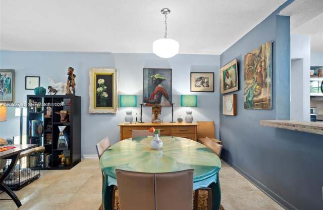 1965 Sans Souci Boulevard Gallery 4