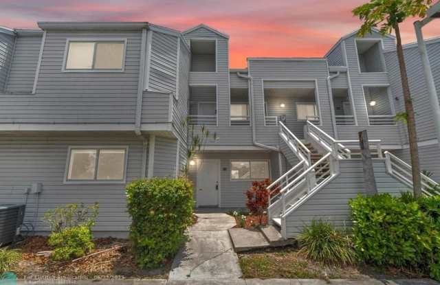 3425 NW 44th St photos photos