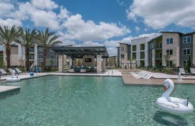 14400 The Lakes Boulevard - 14400 The Lakes Boulevard, Austin, TX 78753