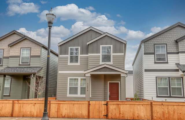 3 Bedroom 2.5 Bathroom Home with Beautiful Finishes!! photos photos