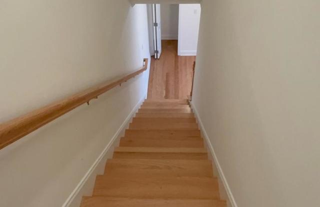 215 Ellery Ct. Gallery 2