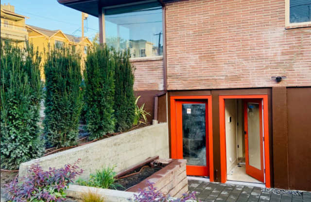 Spacious 2BR Home – Private Entry, In-Unit Washer & Dryer, Quartz Finishes & Pet Friendly Living + 2 Weeks FREE Rent! photos photos