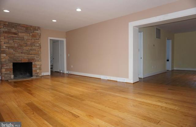 6024 MUNSON HILL ROAD Gallery 4