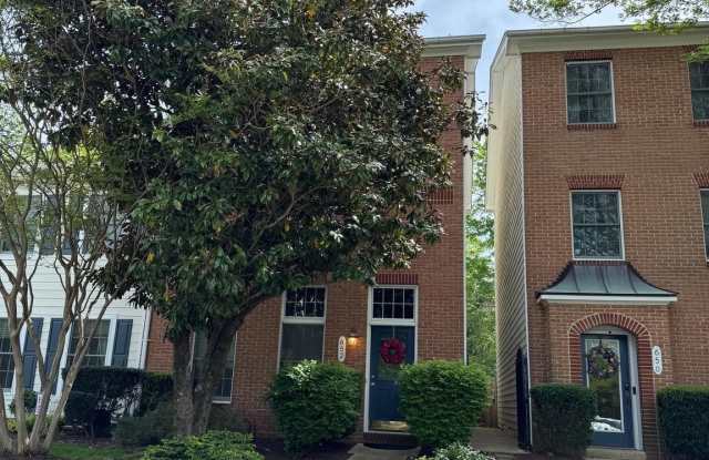 652 CURRANT COURT photos photos
