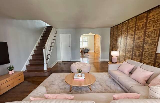 4341 N Fairhill St photos photos