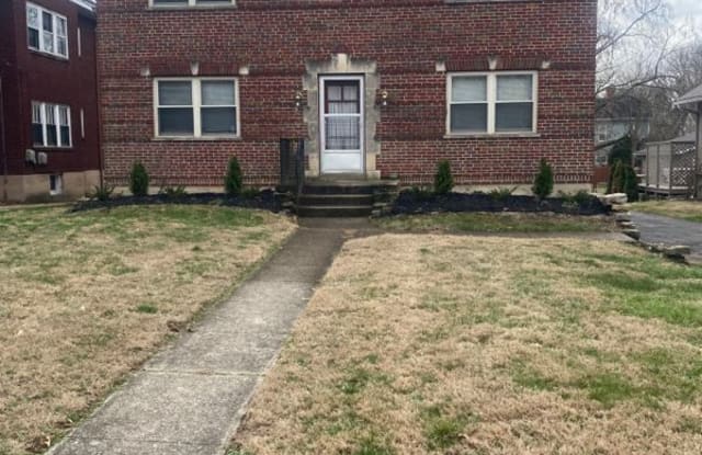33 Euclid - 33 Euclid Avenue, Wyoming, OH 45215